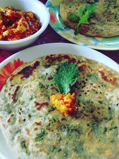 पुदीना पराठा (pudina paratha recipe in Hindi) रेसिपी मुख्य फोटो