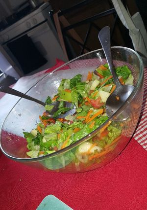 Una foto de Ensalada con Manzana Verde