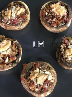 Foto principal de Champiñones rellenos de queso jamón y nueces