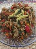 Macarrón frito con sardinas
