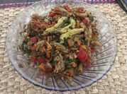 Una foto de sardinas con huevo