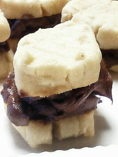 A picture of My lil' Shortbread Cookies with Chocolate.