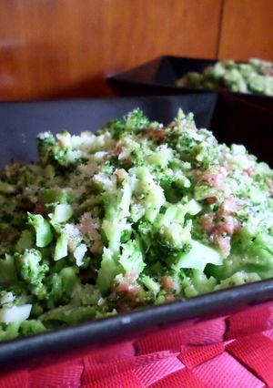 Foto principal de Brócoli con jamón y parmesano