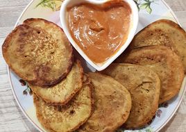 Placki z mąki grochowej