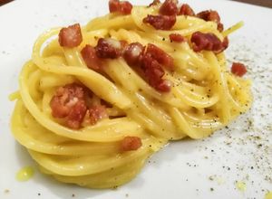 Foto principal de Auténtica carbonara de los mejores chefs italianos