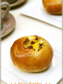 A picture of Fluffy Egg Salad Rolls in a Bread Machine.