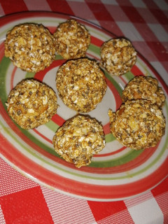 Una foto de Cocadas de avena con dulce de leche