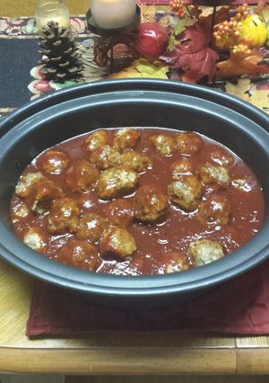 A picture of Crockpot meatballs.