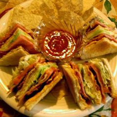 A picture of sunshine clubs sandwich.