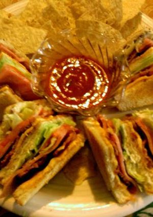 A picture of sunshine clubs sandwich.