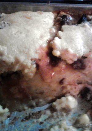 A picture of cornbread pie.