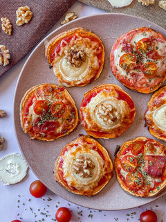 Una foto de Mini pizzas de boniato