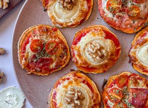 Una foto de Mini pizzas de boniato