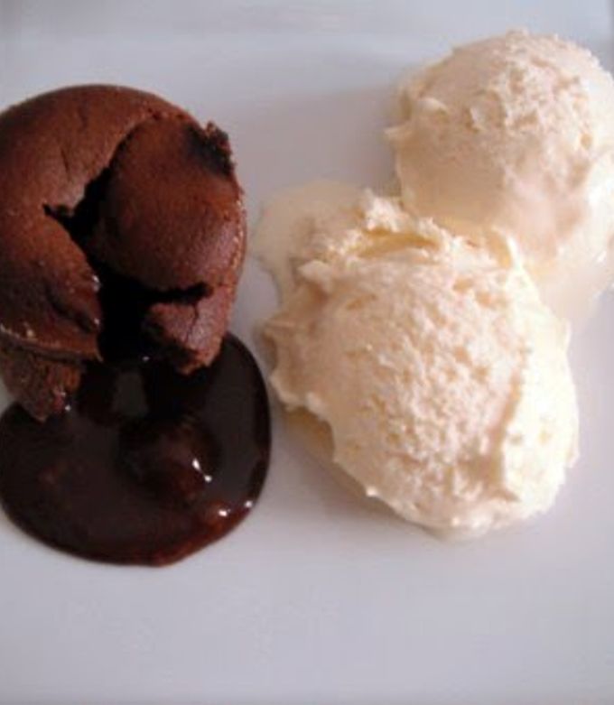 A picture of Chocolate Coulant.