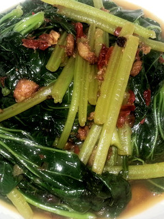 A picture of Sweet potato leaves with chilli shrimp.