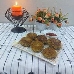 A picture of Potato stuffing chicken cheese patties.