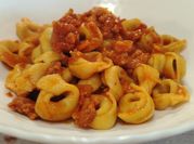Una foto di cappelletti di carne