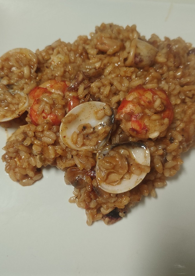 Una foto de Arroz con marisco 2