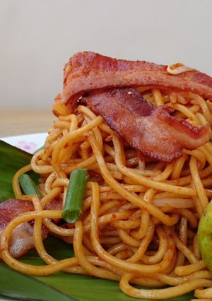A picture of Spicy Noodle / Sambal Mee Goreng.