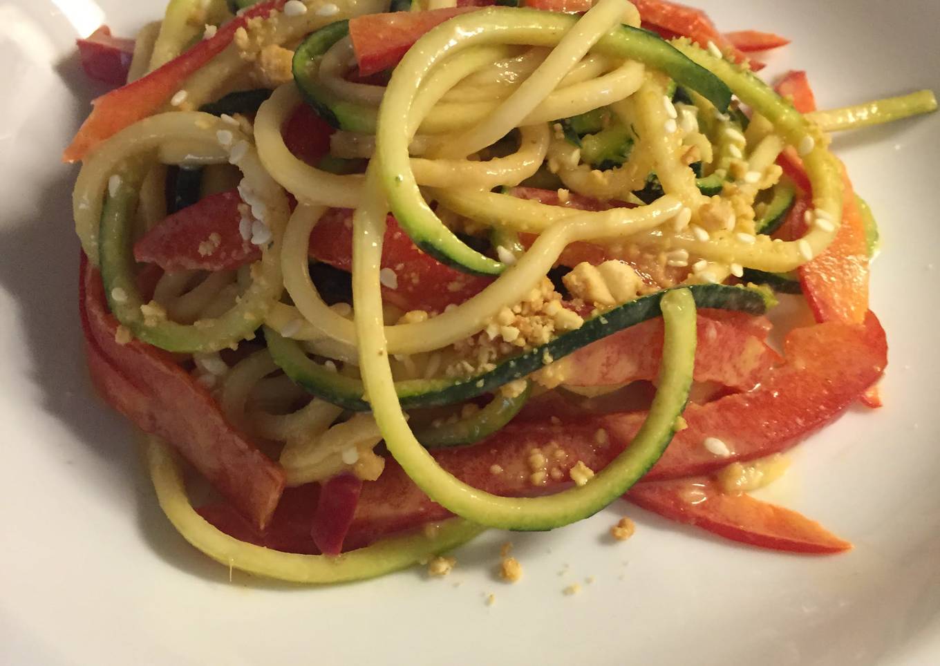 Zucchini Noodles With Sesame Peanut Sauce