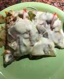 Pescado con papas, zanahoria y cebolla