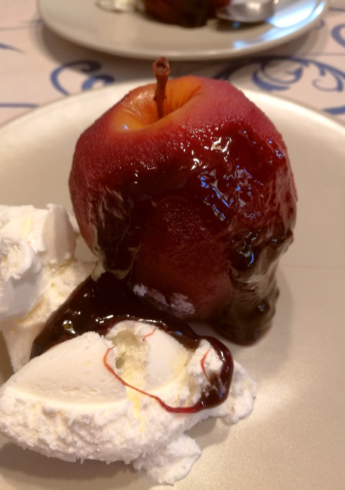Una foto de Manzanas al vino 🍏🍷