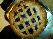 A picture of blackberry pie