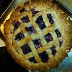 A picture of Blackberry Pie.