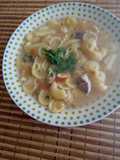 Sopita de pescado en tiras