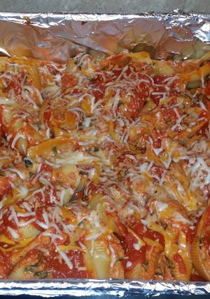 A picture of Baked shells.
