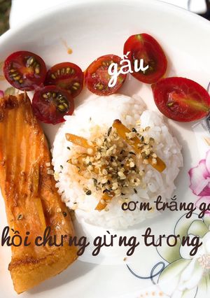 Hình của món Cá hồi chưng gừng tương.