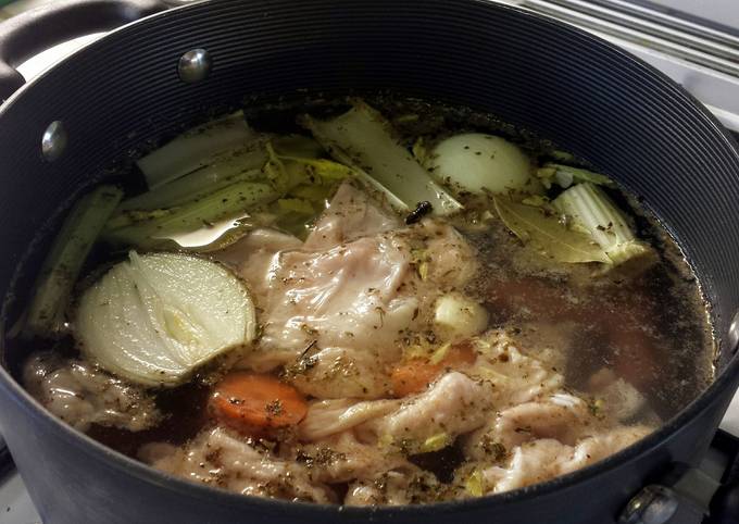 Chicken stock Recipe by Andrea - Cookpad