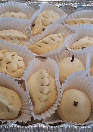 A picture of Too Perfect Pineapple Jam Cookies 💟😗.