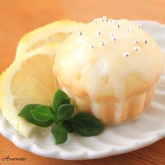 A picture of Lemon Cake with Egg Whites.