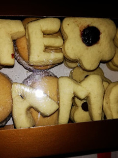 Una foto de Galletitas con mucho amor, variadas y muy fáciles