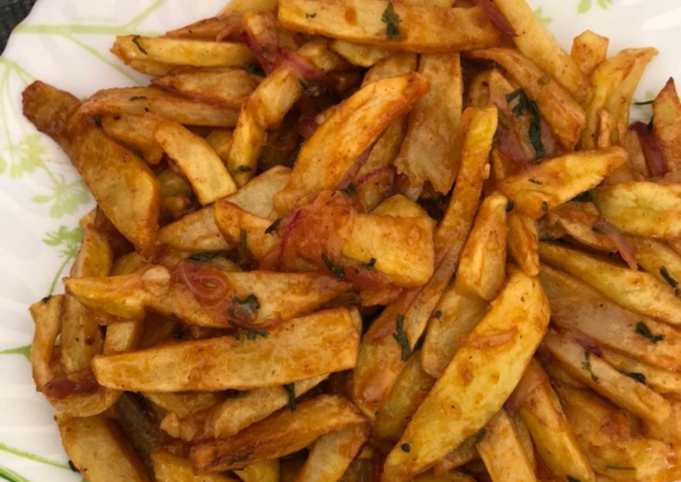 Fries in Garlic dhania Barbecue sauce