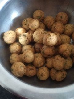 ગોટા (Gota Recipe In Gujarati) રેસીપી મુખ્ય ફોટો