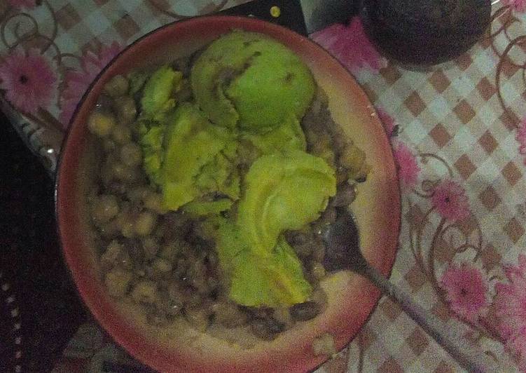 Lunch Githeri