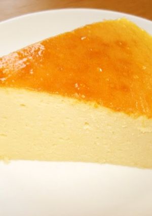 A picture of Fluffy Soufflé Cheesecake.