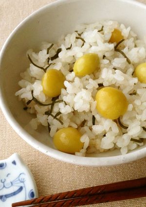 A picture of Ginkgo Nut Rice.