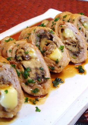 A picture of Good for Bento: Maitake Mushrooms and Cheese Meat Roll.