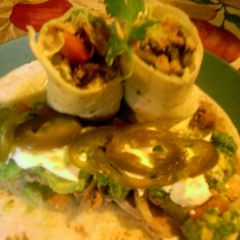 A picture of sunshines chicken burritos.