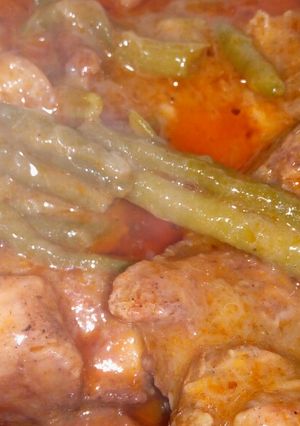 Fokhagymás sült pulykamell, zöldbabos, kolbászos szaftal :) recept fotója