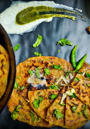 A picture of Punjabi Aloo De Paranthe.