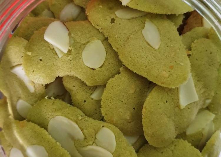 Lidah kucing mamoncis(matcha almond cheese)