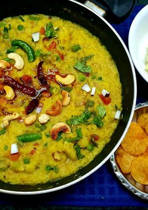 A picture of Masala Khichdi.