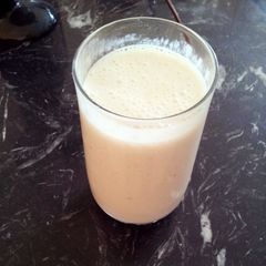 Healthy Banana Smoothie A picture of Healthy Banana Smoothie.