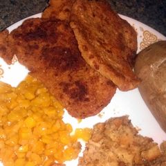 A picture of Simple breaded pork chops.