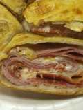 Stromboli/calzone (meat and cheese)
