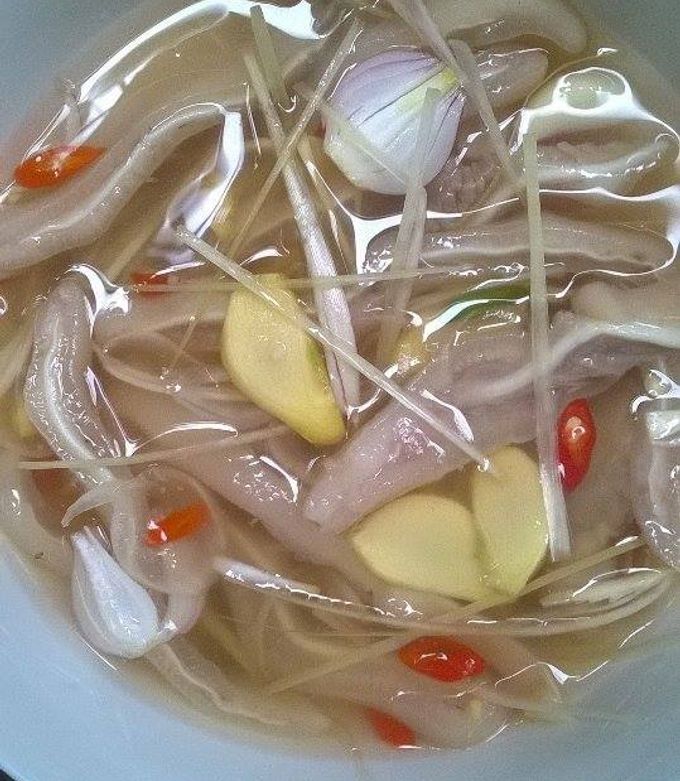 Hình của món Tai Heo Ngâm Giấm Chua Ngọt.